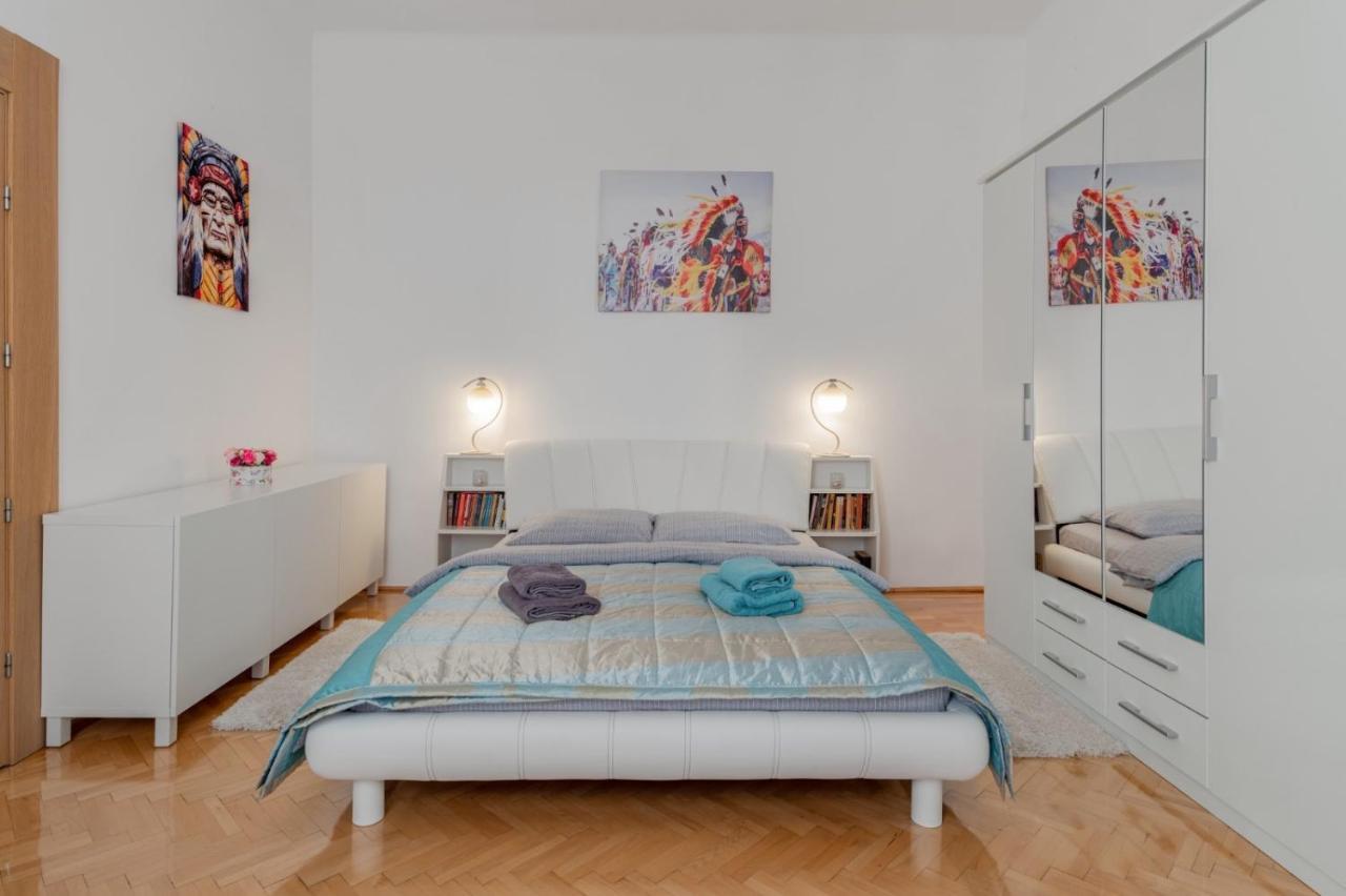 Апартаменти Brasov Centrul Vechi - 67Sqm - 2Min To Counsel Square Екстер'єр фото