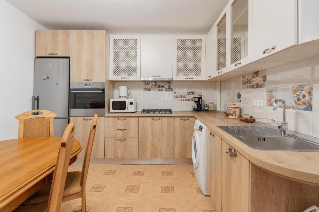 Апартаменти Brasov Centrul Vechi - 67Sqm - 2Min To Counsel Square Екстер'єр фото