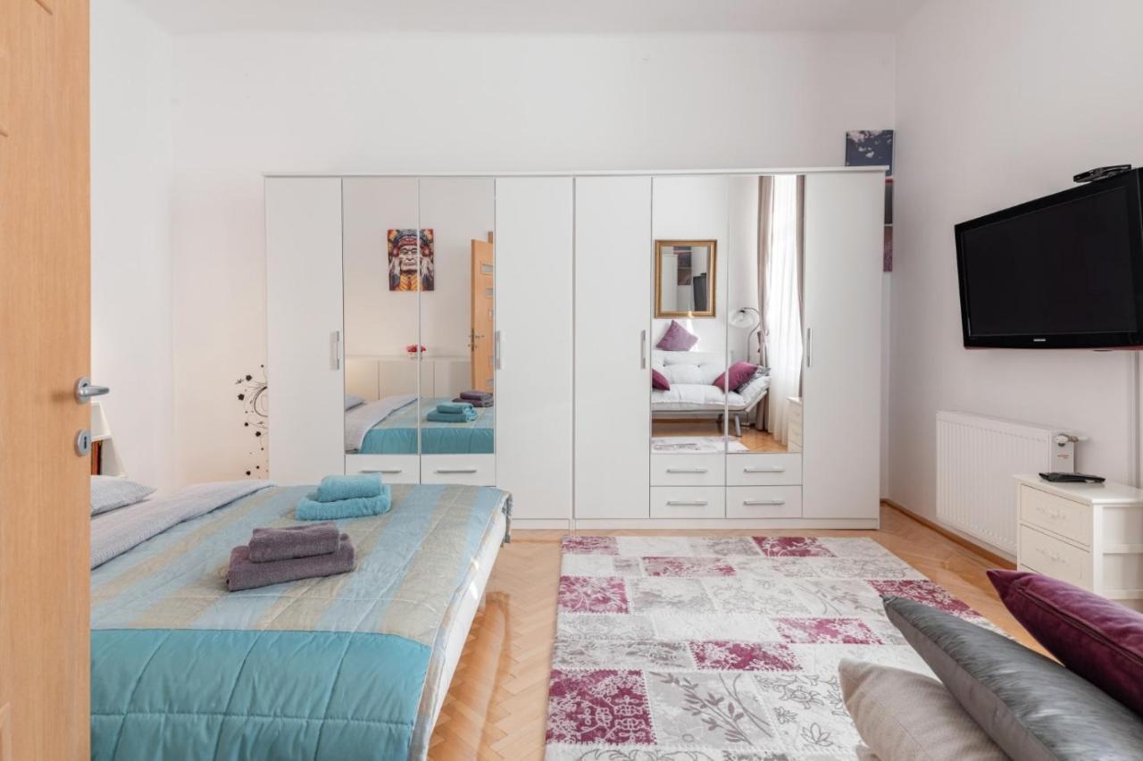 Апартаменти Brasov Centrul Vechi - 67Sqm - 2Min To Counsel Square Екстер'єр фото