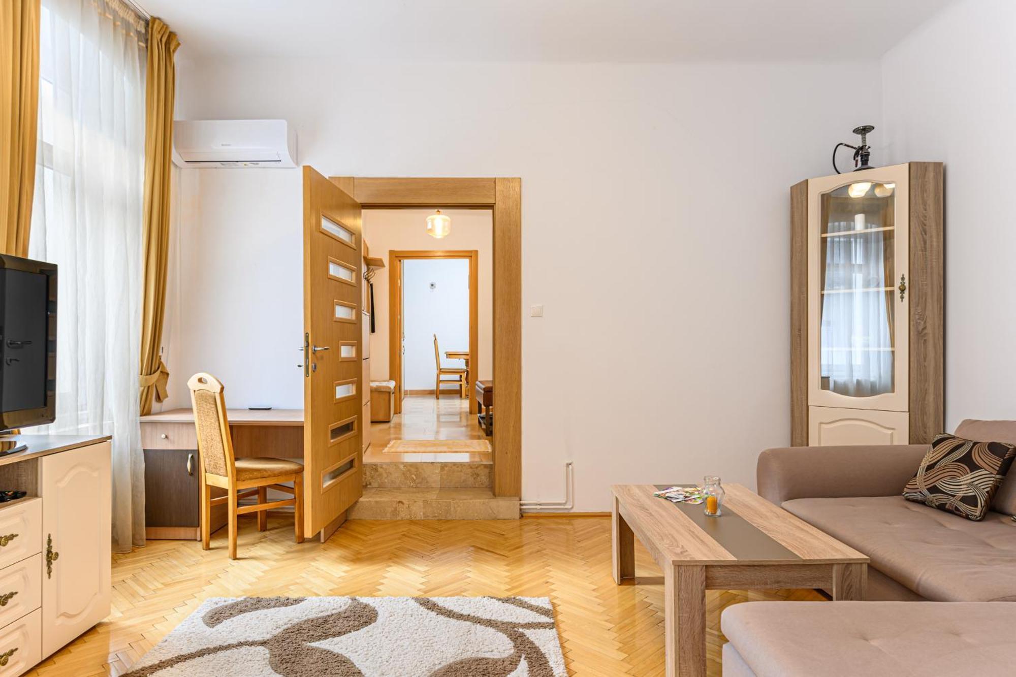 Апартаменти Brasov Centrul Vechi - 67Sqm - 2Min To Counsel Square Екстер'єр фото