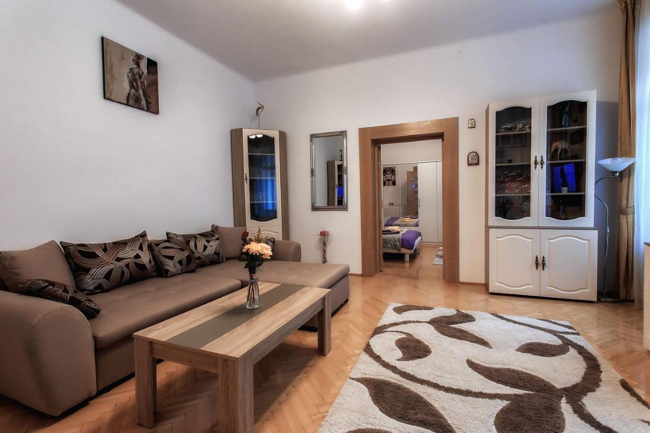 Апартаменти Brasov Centrul Vechi - 67Sqm - 2Min To Counsel Square Екстер'єр фото
